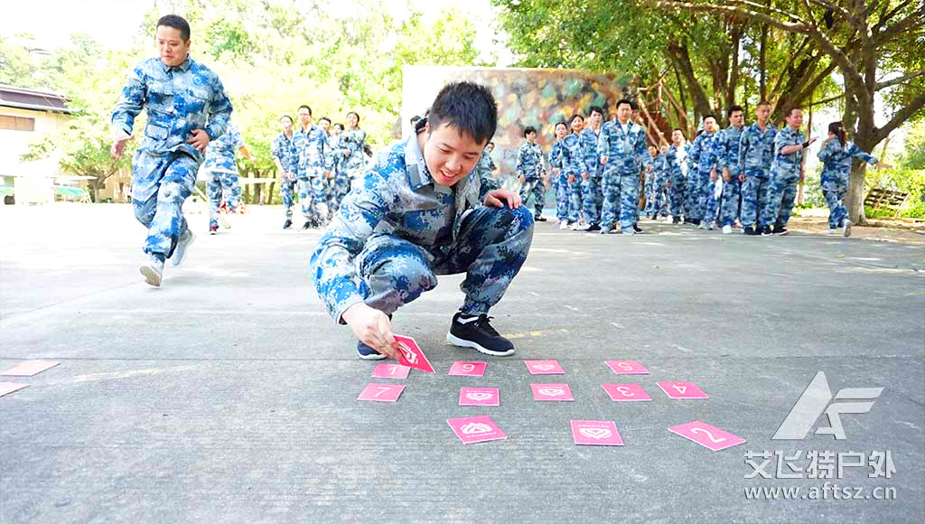 学员挑战“达芬奇密码”项目