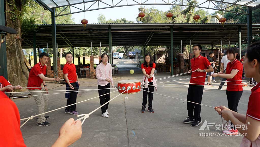 广发行东莞部分支行拓展体验鼓动人心项目